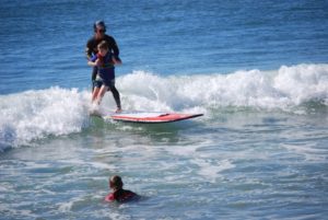 surfershealing2016-surfingwithkid3dsc_0088